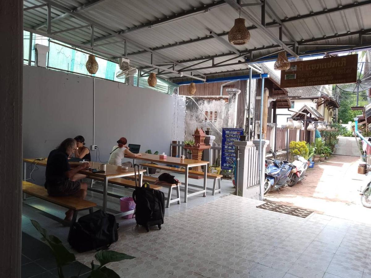 Funny Backpacker Hostel Luang Prabang Buitenkant foto